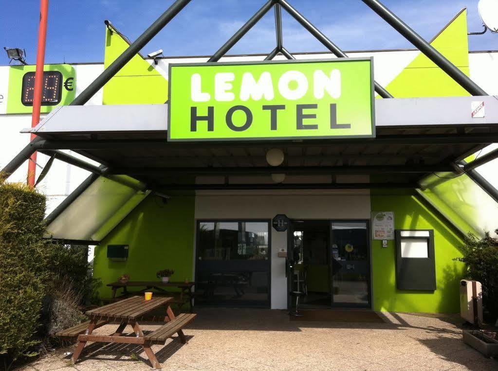 Lemon Hotel Dreux Chartres Exterior foto