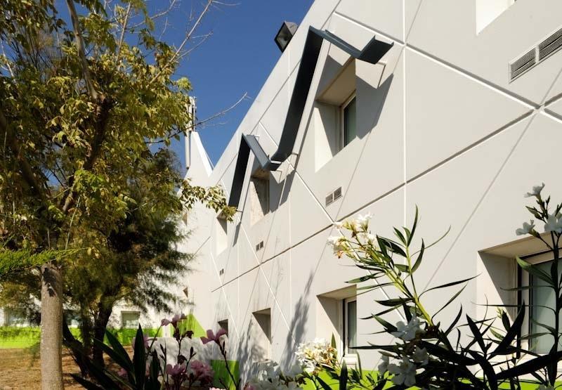Lemon Hotel Dreux Chartres Exterior foto